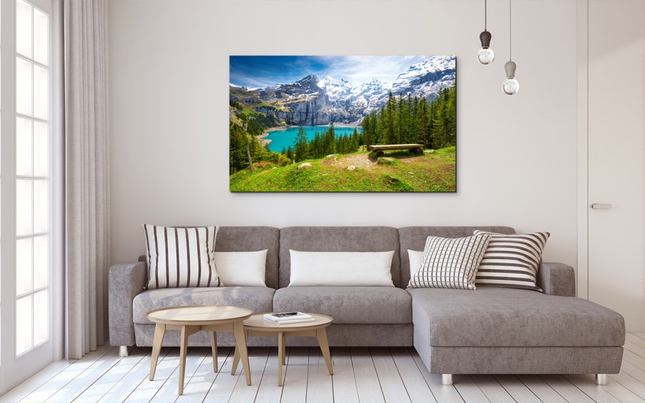 Картины над диваном в гостиной