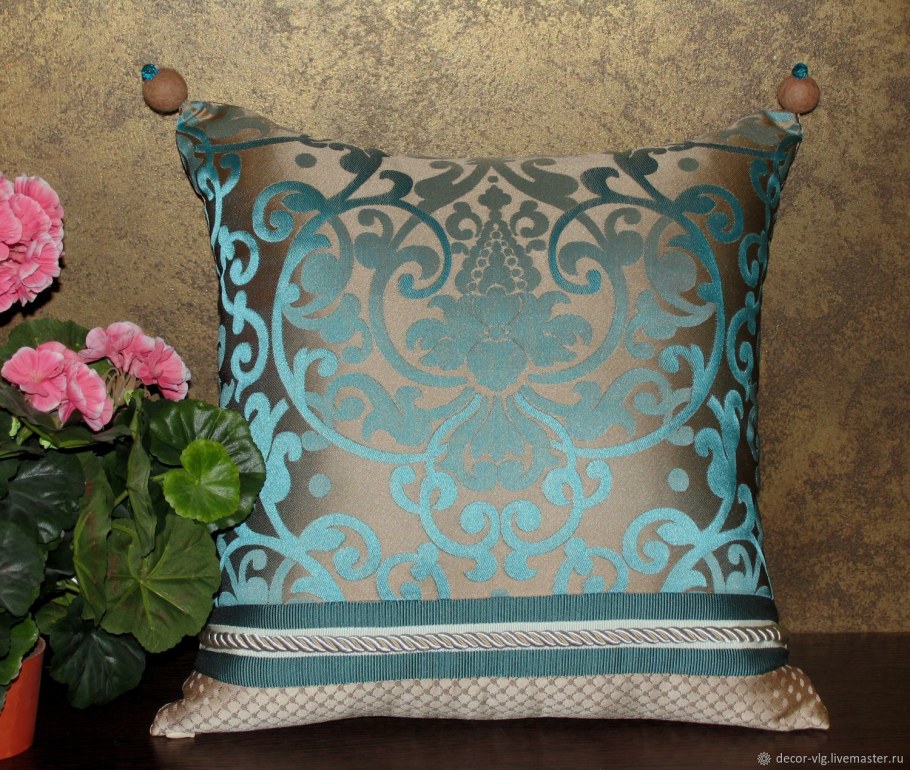 Декоративные подушки