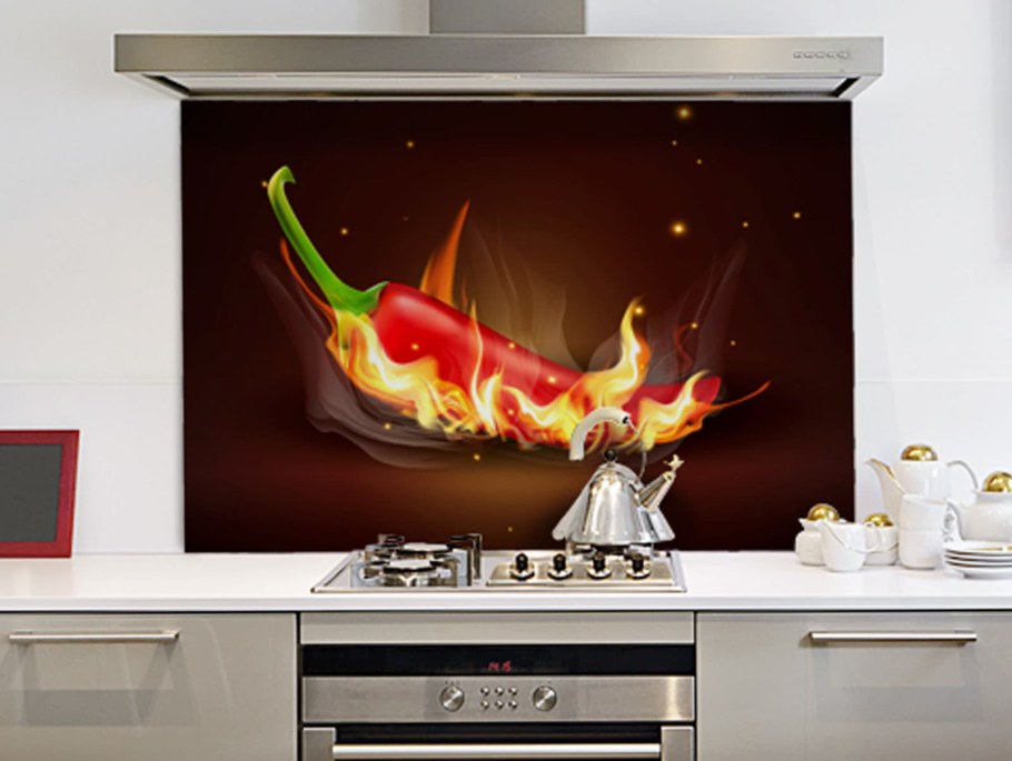 Стеклянный фартук для кухни огонь