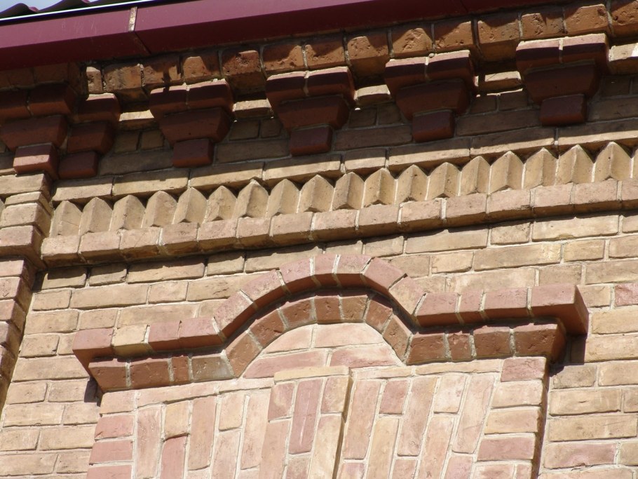 Архитектурные детали из кирпича