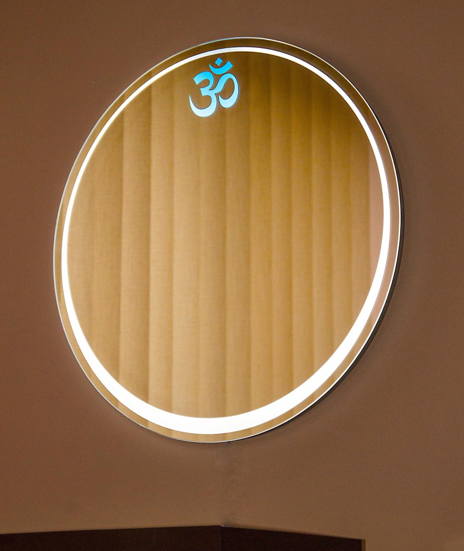 Зеркало Оникс 80 led круглое