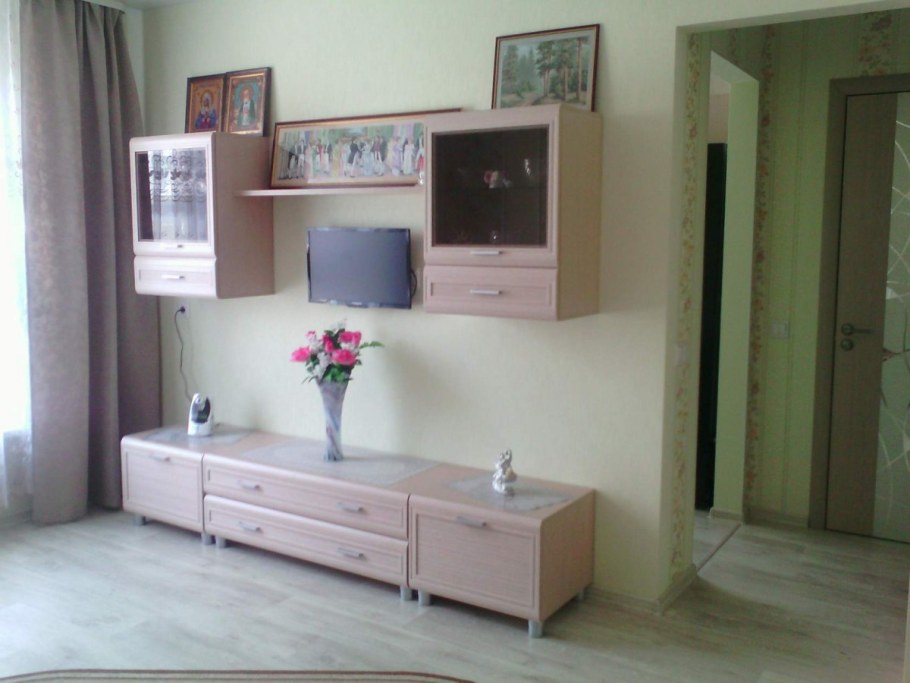 Кухня эмаль со встроенным холодильником