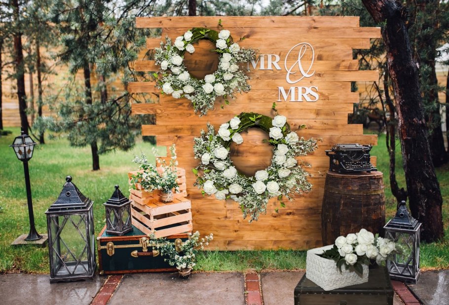 Фотозона дерево