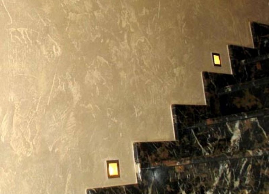 Отделка стен венецианка