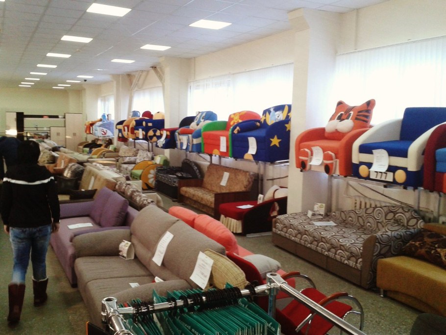 Мебельный на огородной