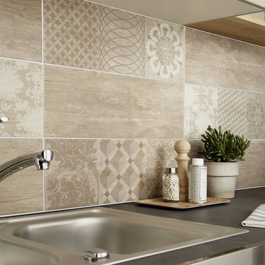 Плитка для кухни на фартук в Леруа