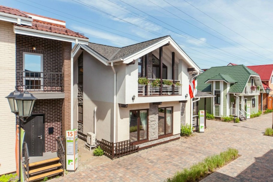 Выставка домов Каширское шоссе 63 к2