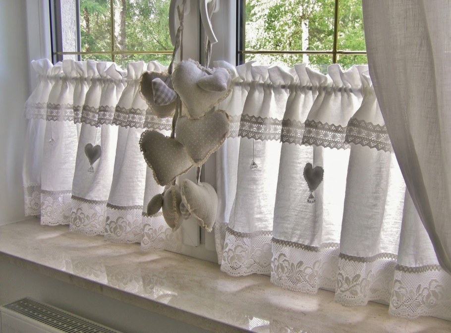 Шторы в деревенском доме