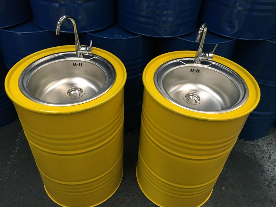 Мебель из бочек металлических