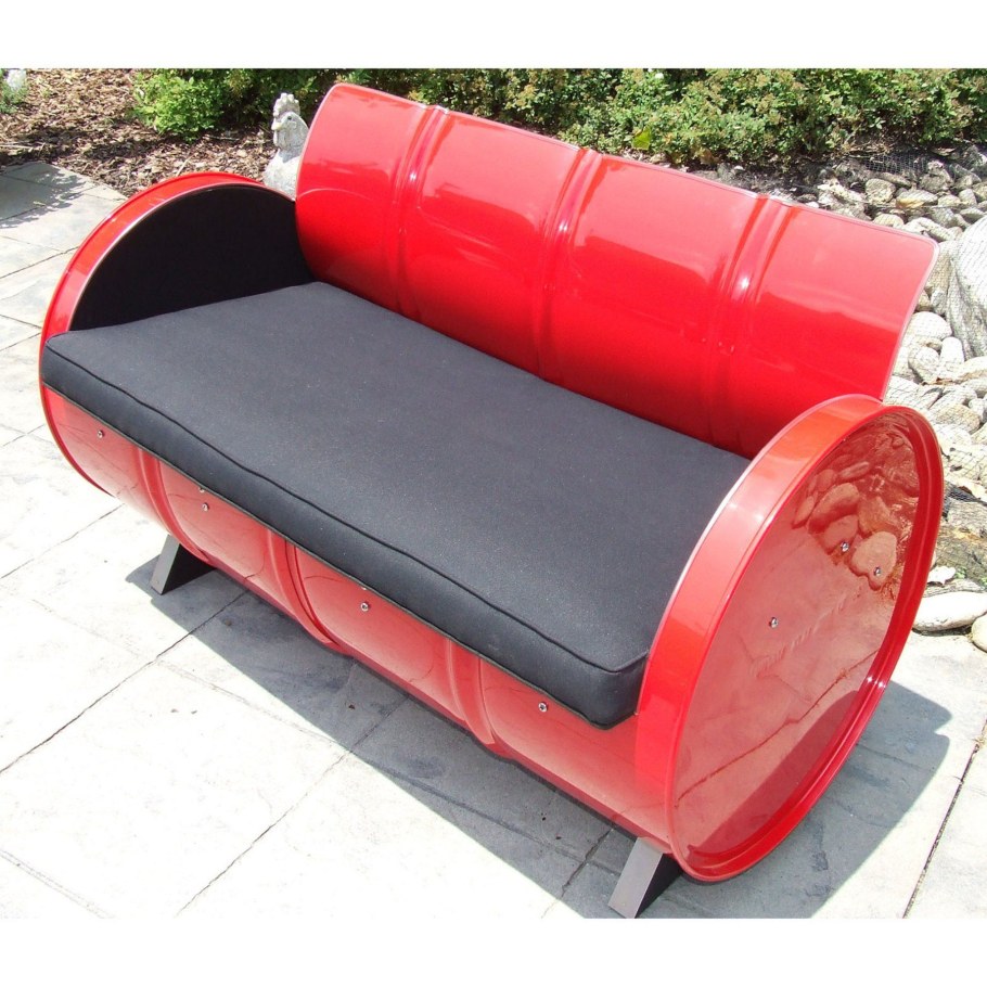 Мебель из бочек