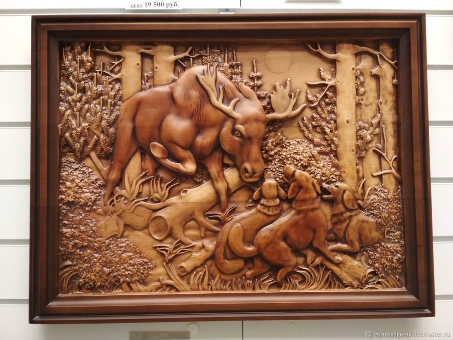 Резные деревянные панно