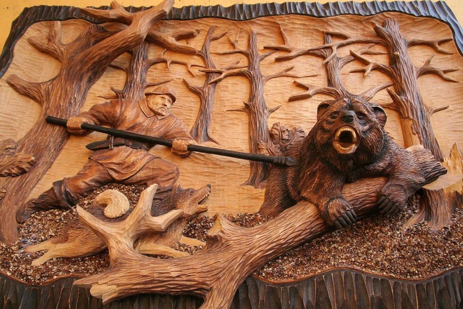 Донской резчик по дереву Геннадий Сухоруков. Панно