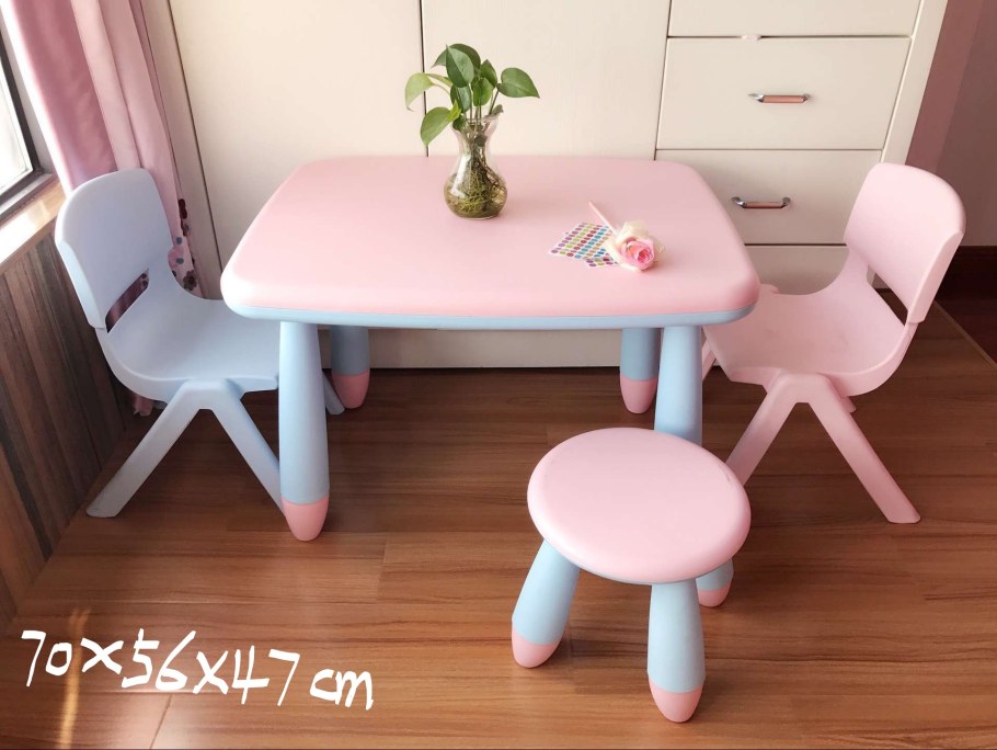 Детский столик