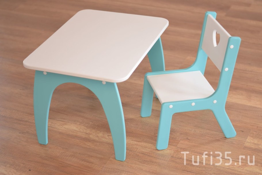 Детский стол и стул