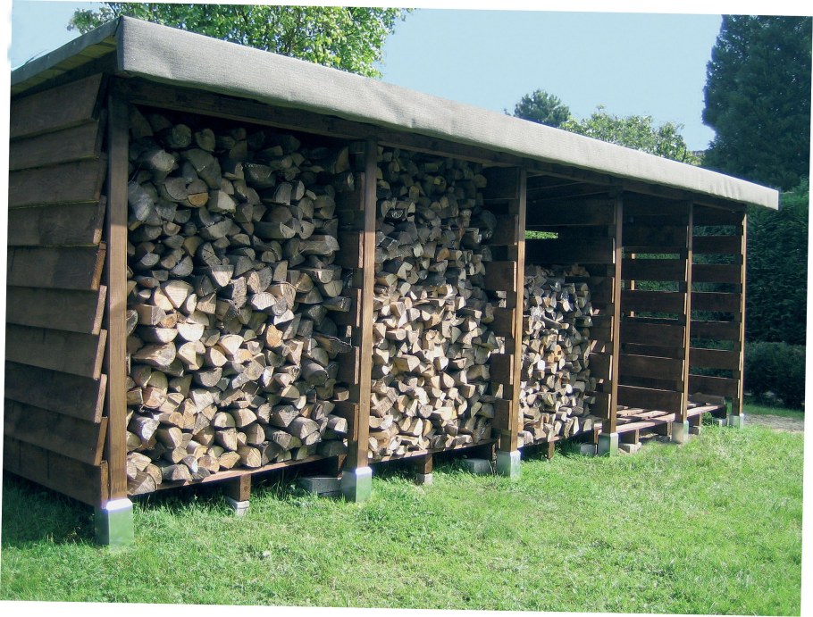 Дровник в Леруа Мерлен