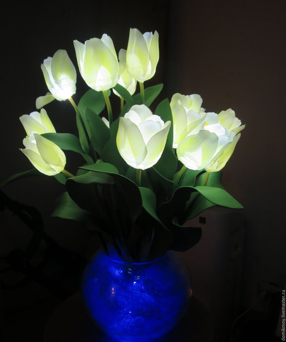 Светильник тюльпаны в вазе
