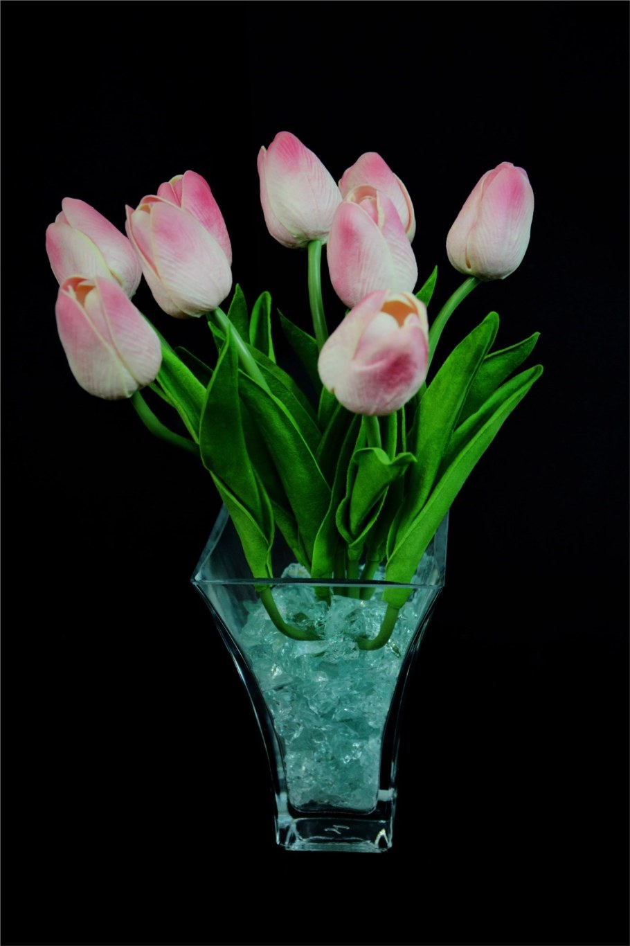 Светящиеся цветы в темноте