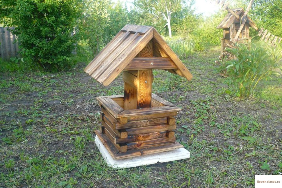 Декоративный колодец