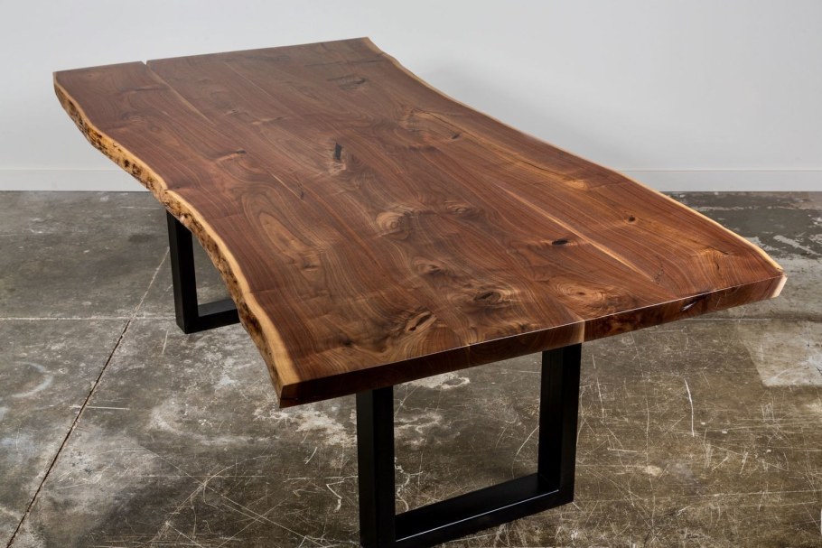 Стол из слэба дуба