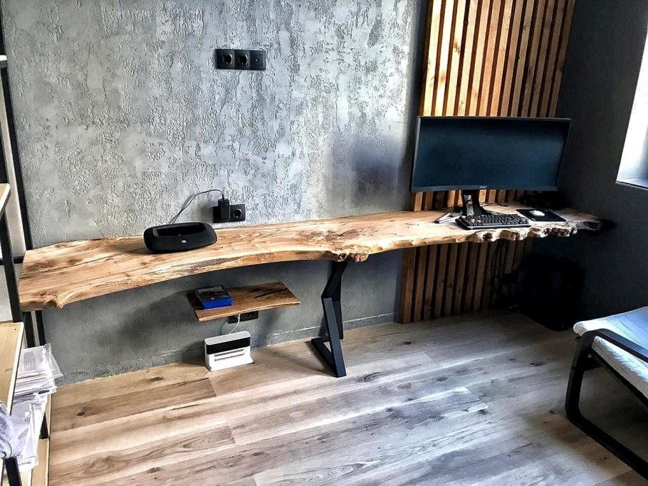 Письменный стол из слэба