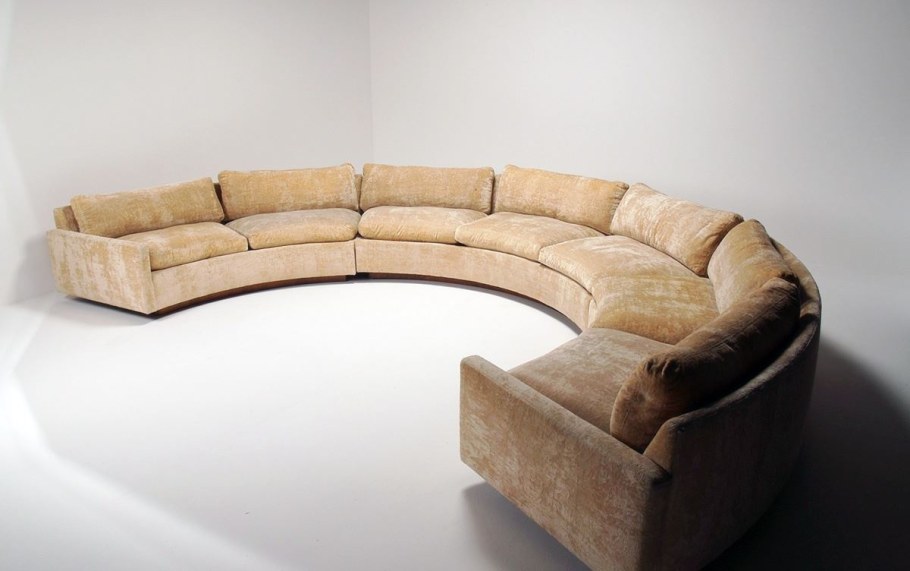 Диван полукруглый