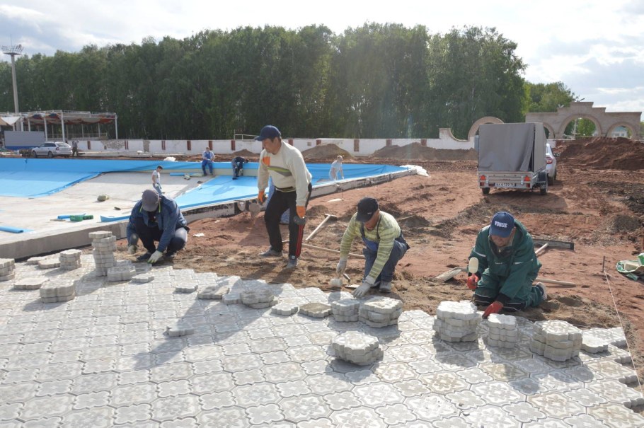 Открытый бассейн в Азнакаево