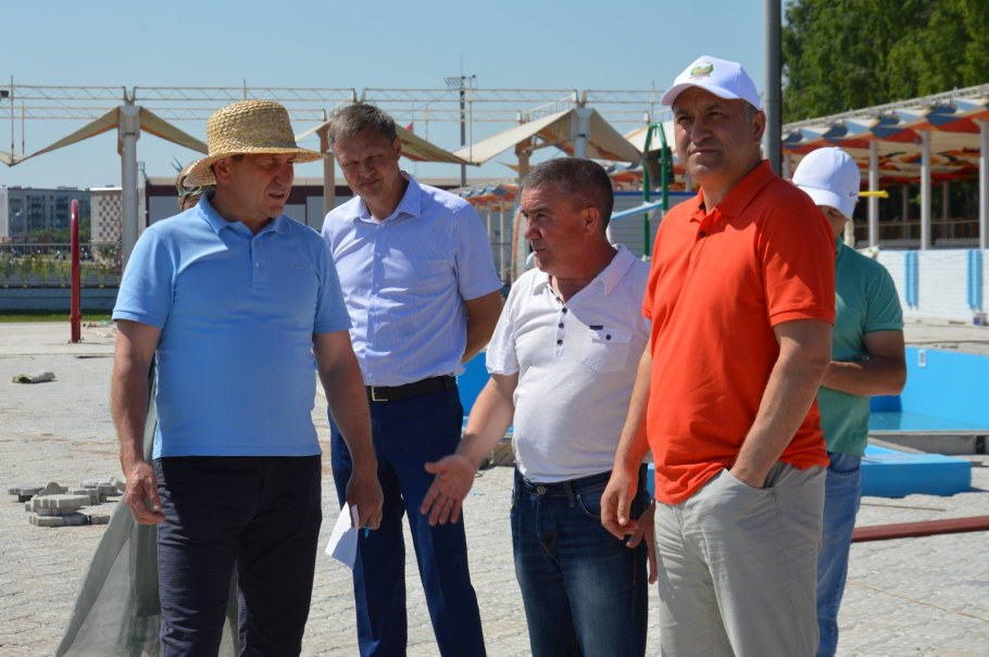 Теплый бассейн в Краснодаре под открытым небом