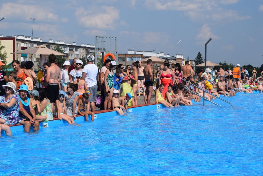 Открытый бассейн в Азнакаево