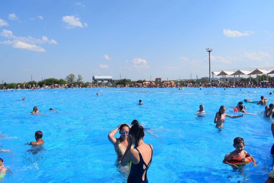Открытый бассейн в Азнакаево
