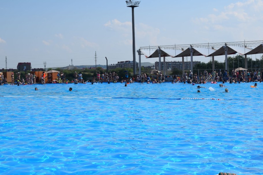 Открытый бассейн в Азнакаево