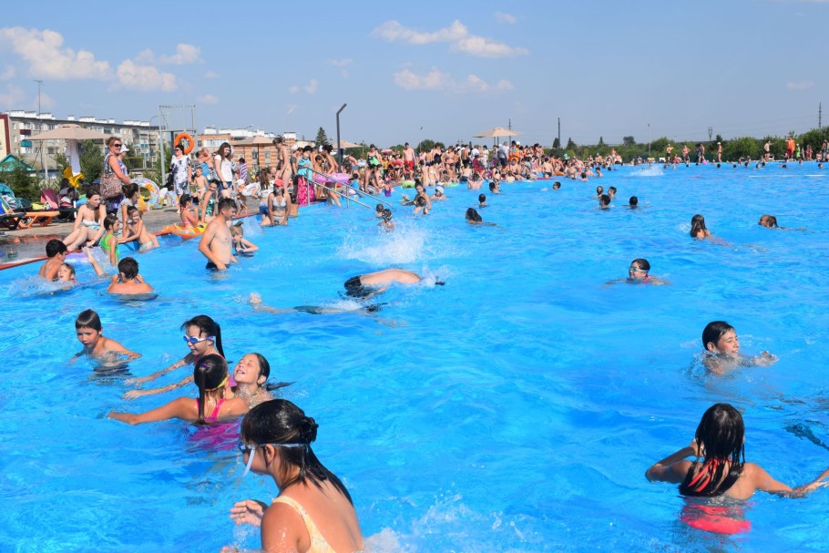 Азнакаевский открытый бассейн Азнакаево