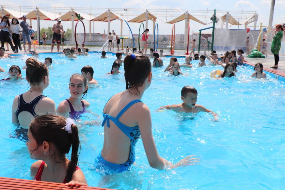 Открытый бассейн в Азнакаево