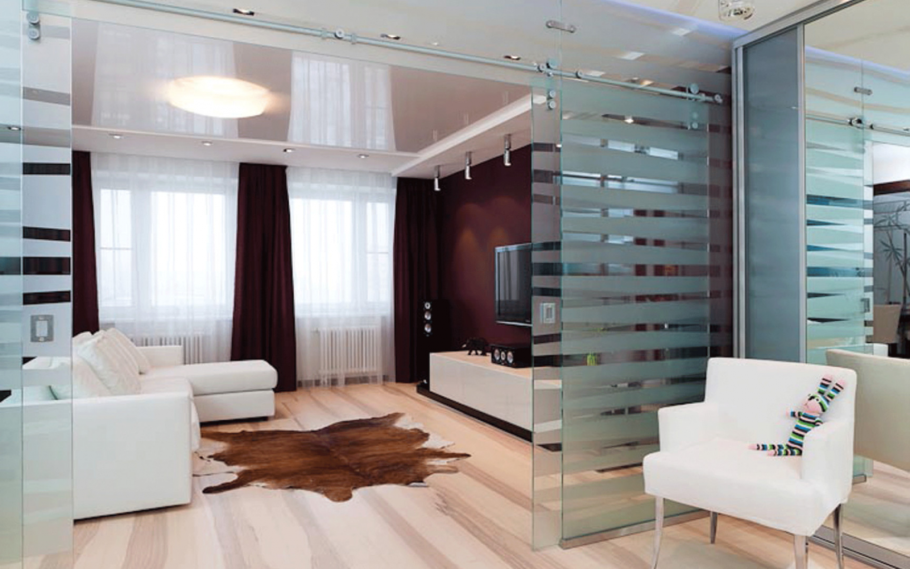 Стеклянные перегородки в интерьере