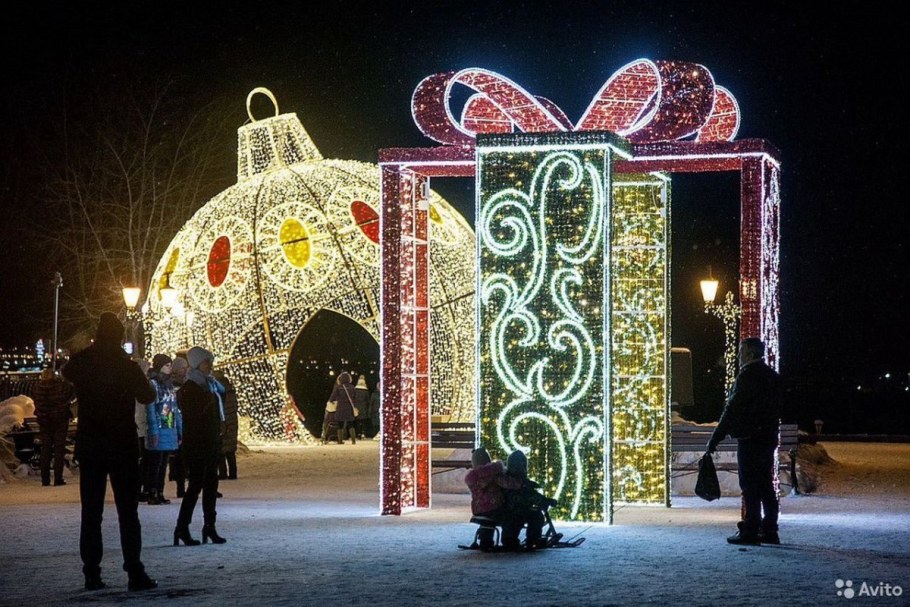 Арт объекты России