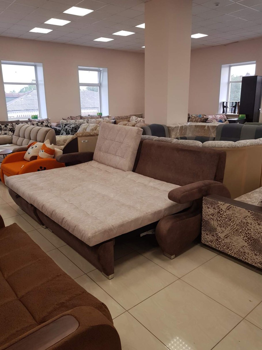 Мебельный салон уютный дом