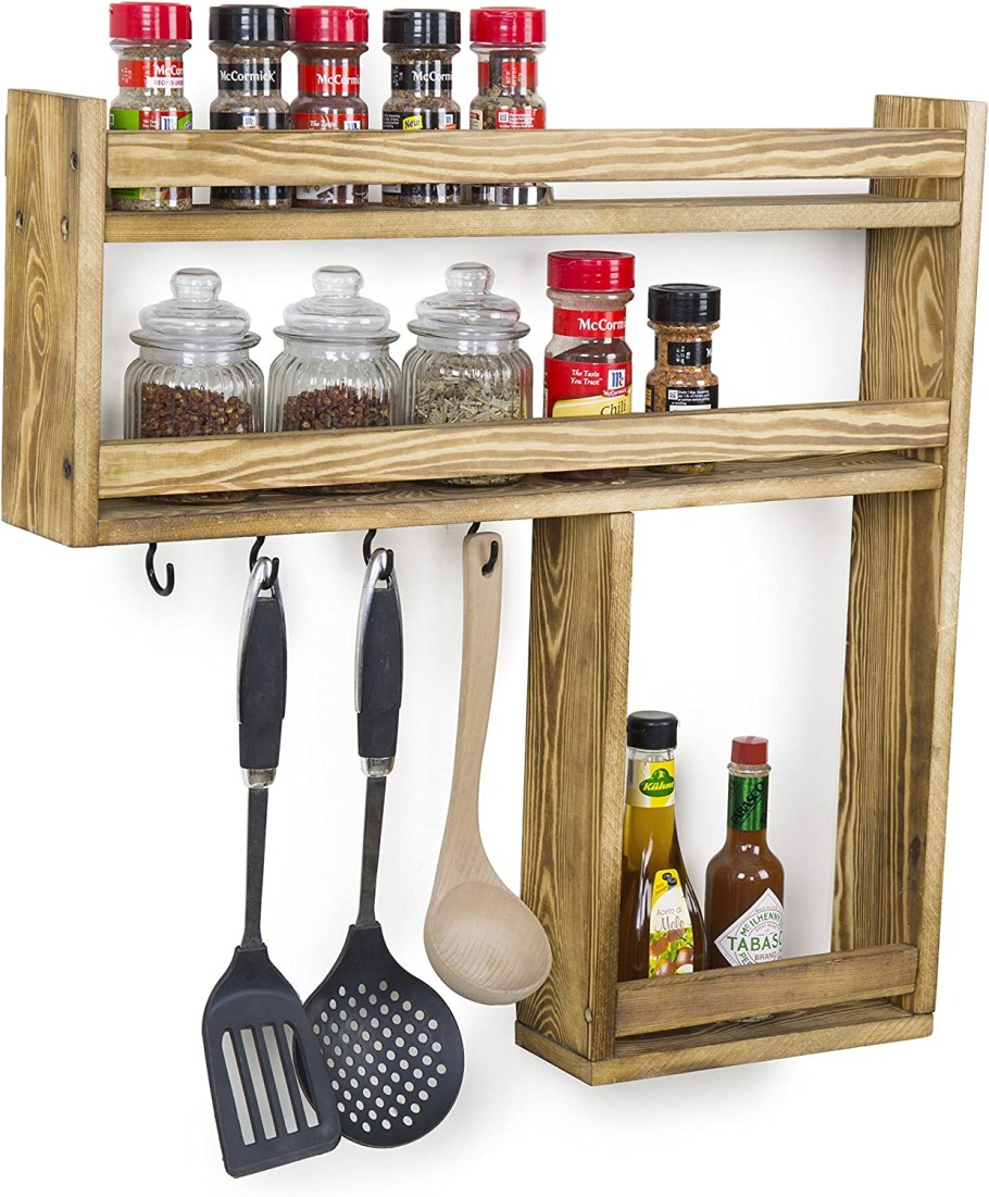 Пластиковые полочки для кухни