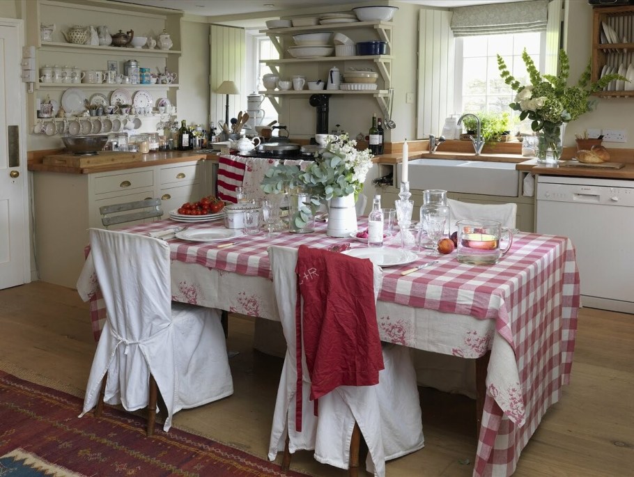 Гостиная в деревенском стиле