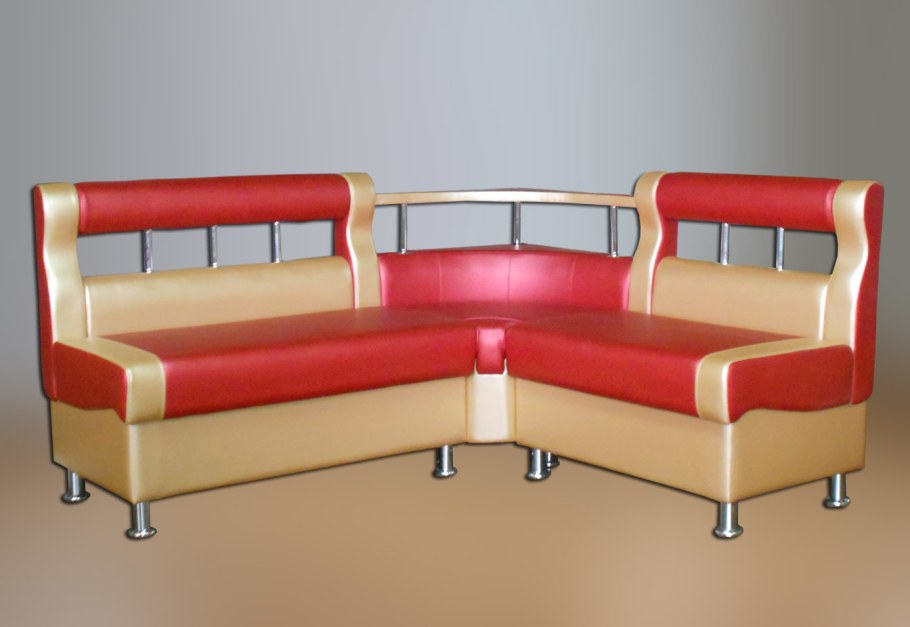 Обеденный стол для кухни в светофоре