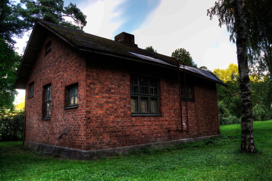 Кирпичная баня 6на 6 с мансардой