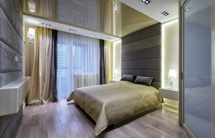 Современный потолок в спальне