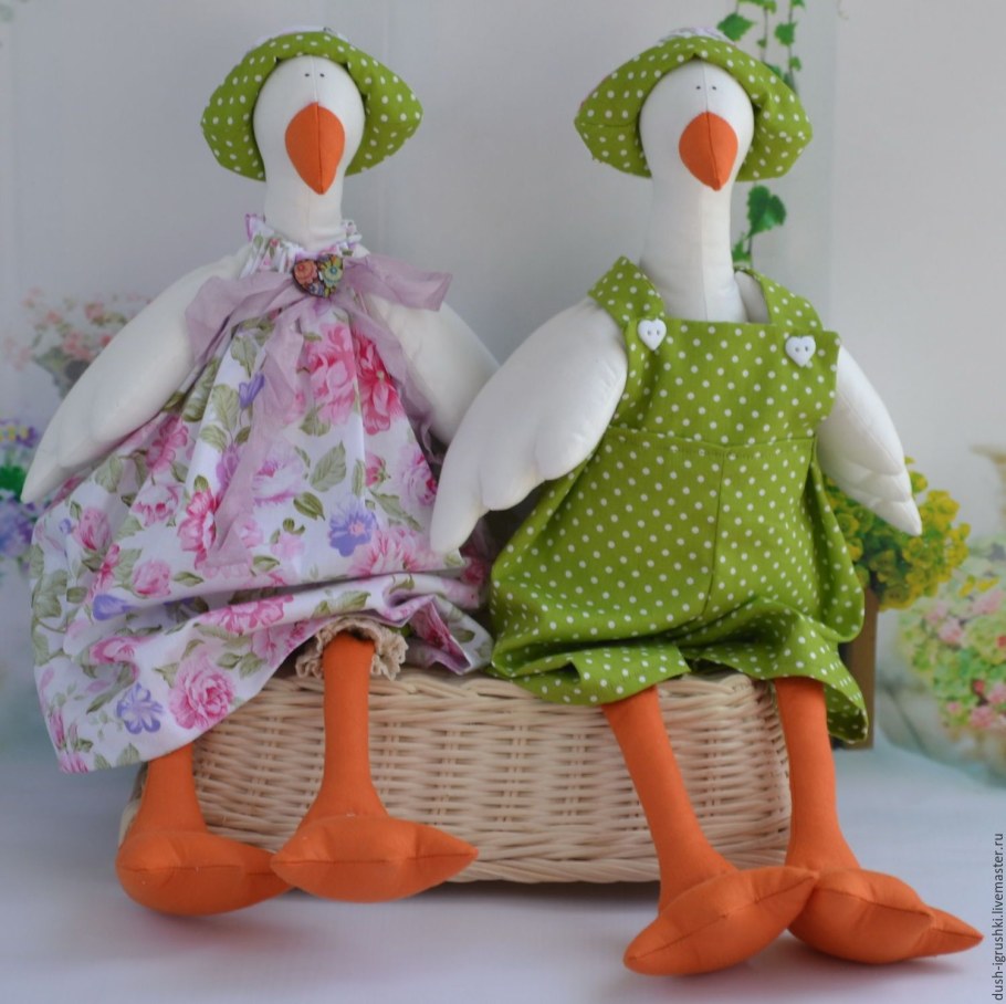 Игрушка Гусь Тильда