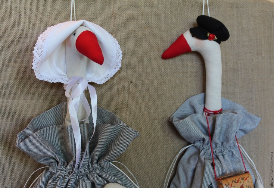 Гусь из ткани