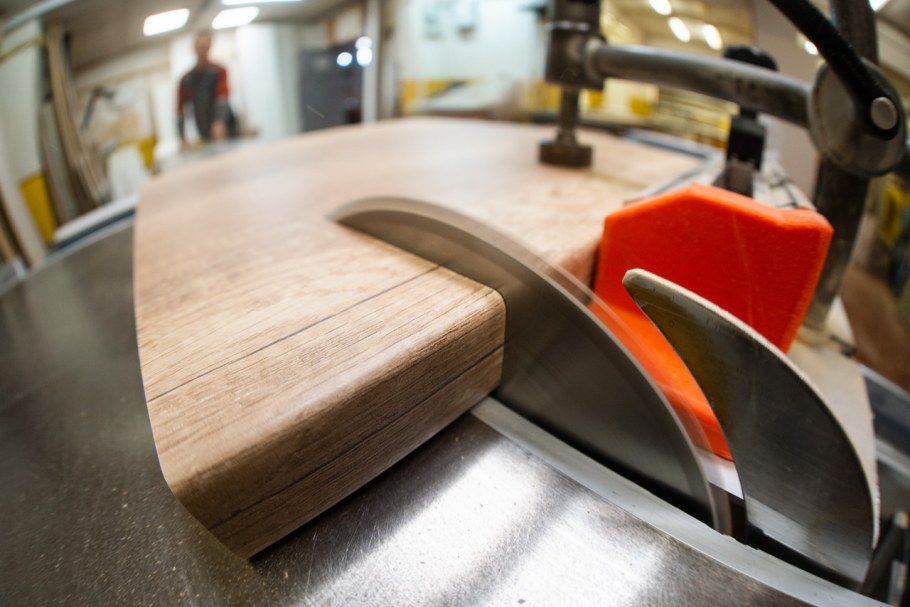 Кромление деталей ЛДСП h3176st37