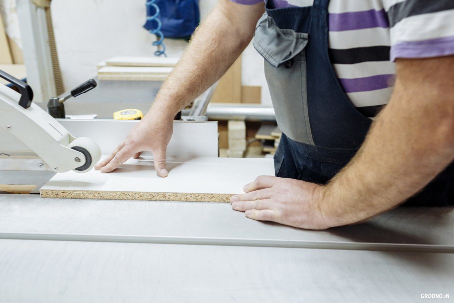 Распил ДСП, ЛДСП, МДФ, ОСП кромление, присадка