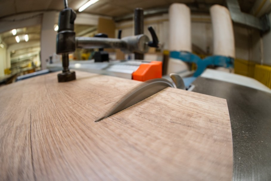 Распил ЛДСП