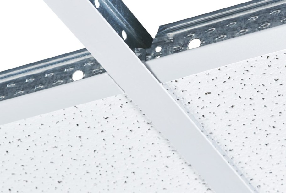 Потолок SAS International