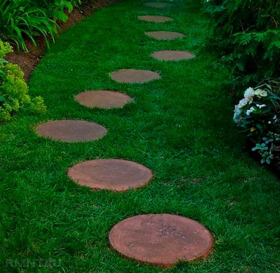 Дорожки в саду из дерева