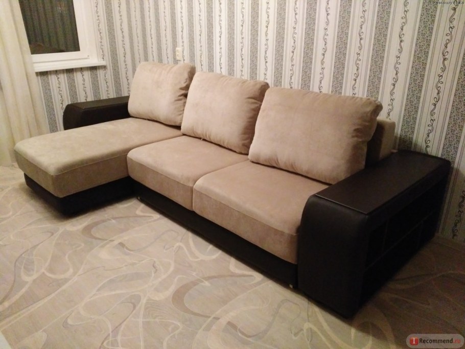 Перетяжка дивана монстад