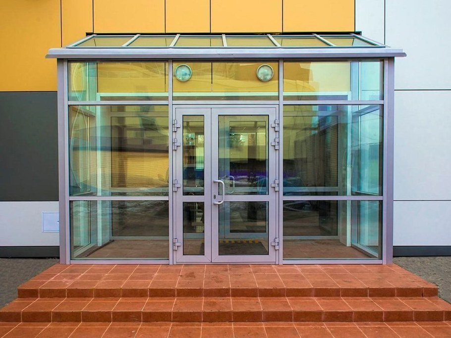 Входная группа (профиль ТАТПРОФ)