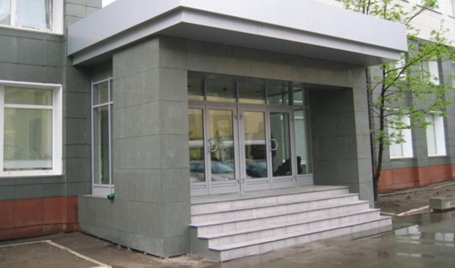 Крыльцо общественного здания